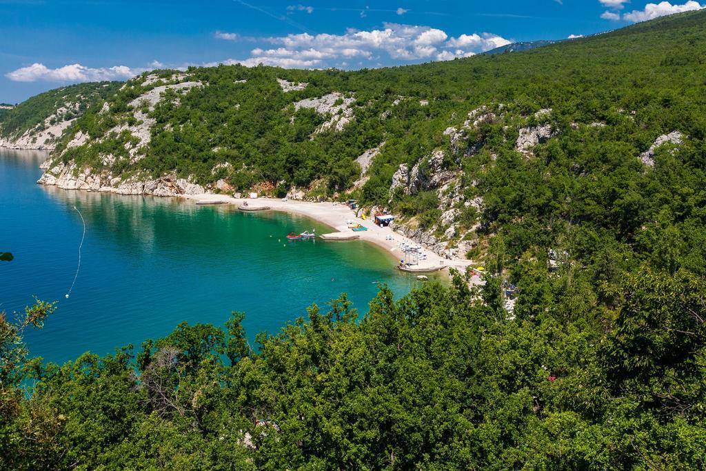 Holiday Resort Kacjak Dramalj Eksteriør bilde
